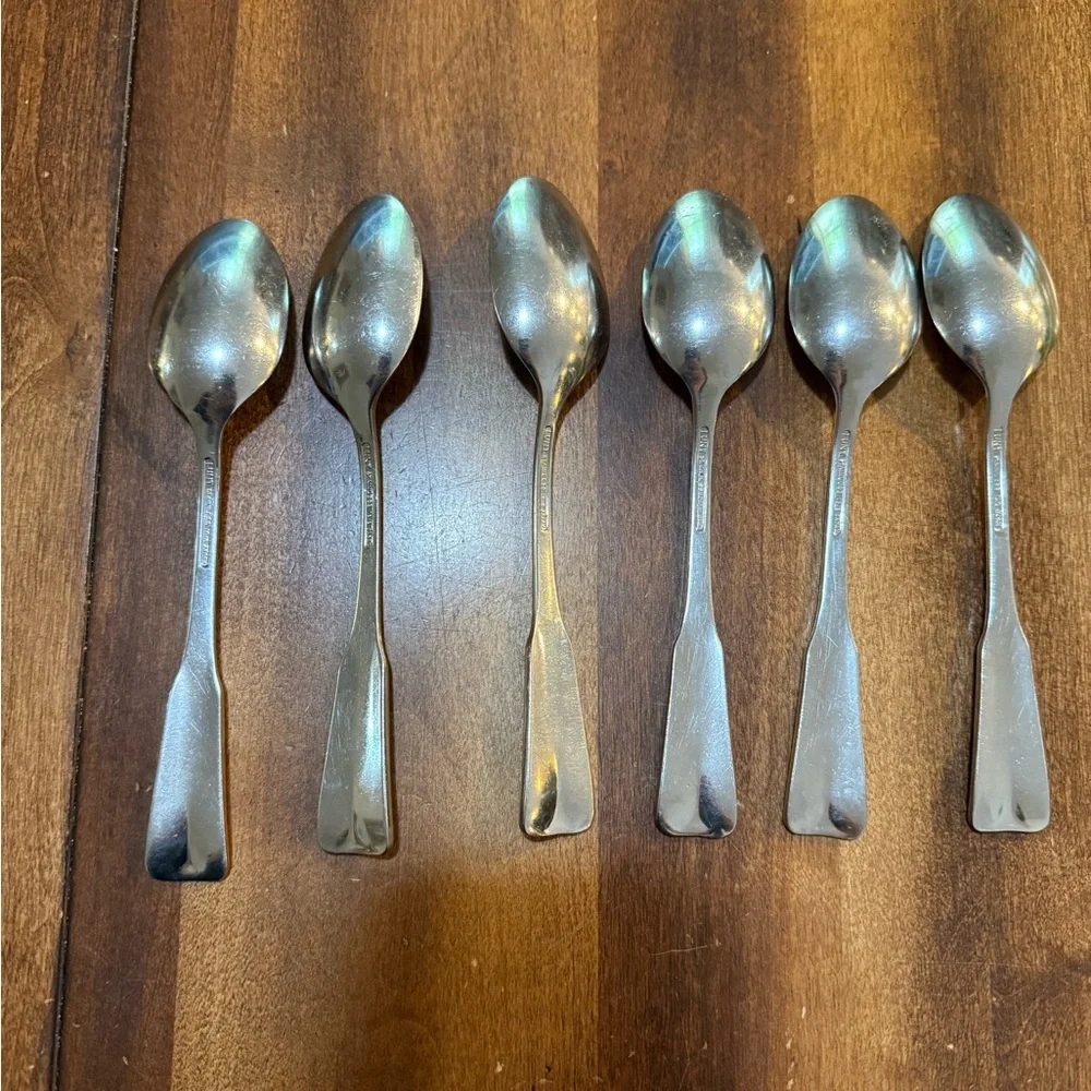 Lunt Modern Classic Stainless Flatware Glossy Large Spoons Set Of 6